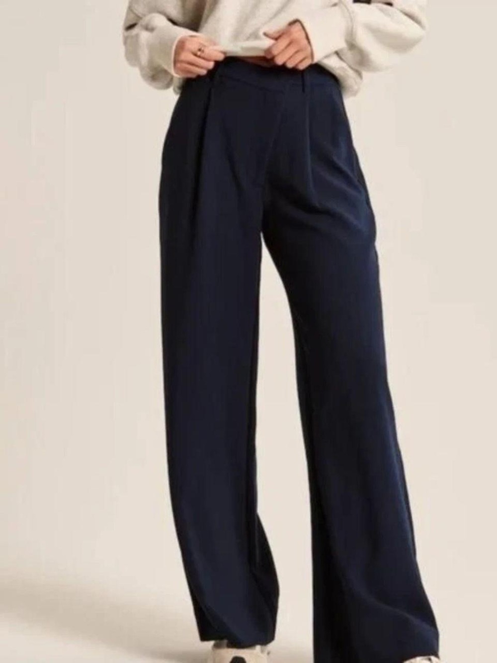 Abercrombie & Fitch Crossover Waist Relaxed Trousers
